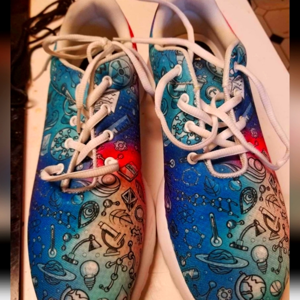 Groovy sneakers